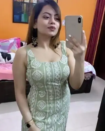 Call Girl in Sitarganj